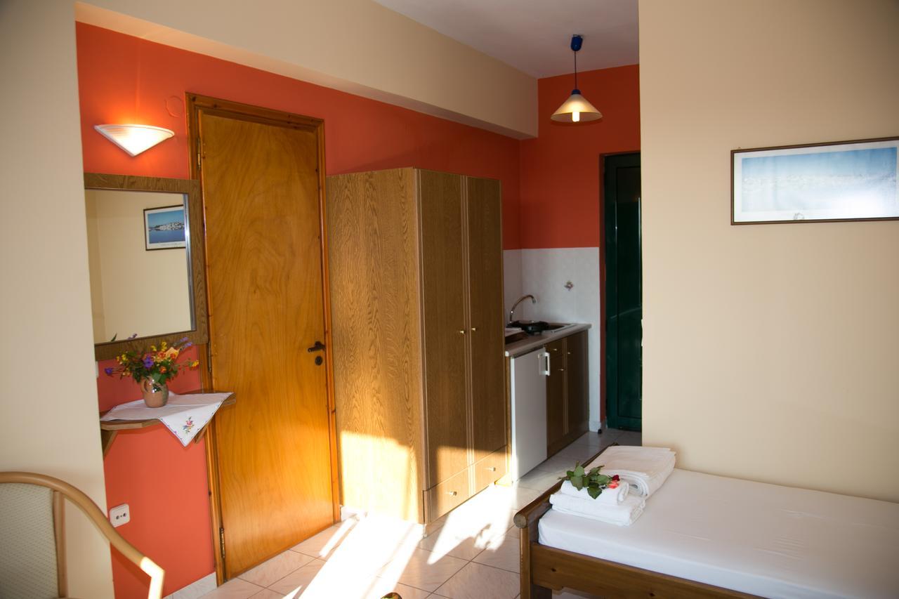 Almyros Studios & Apartments Kounopetra 외부 사진